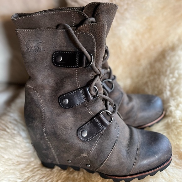 Sorel Joan Wedge women’s Size 7 Lightly used - Picture 1 of 8